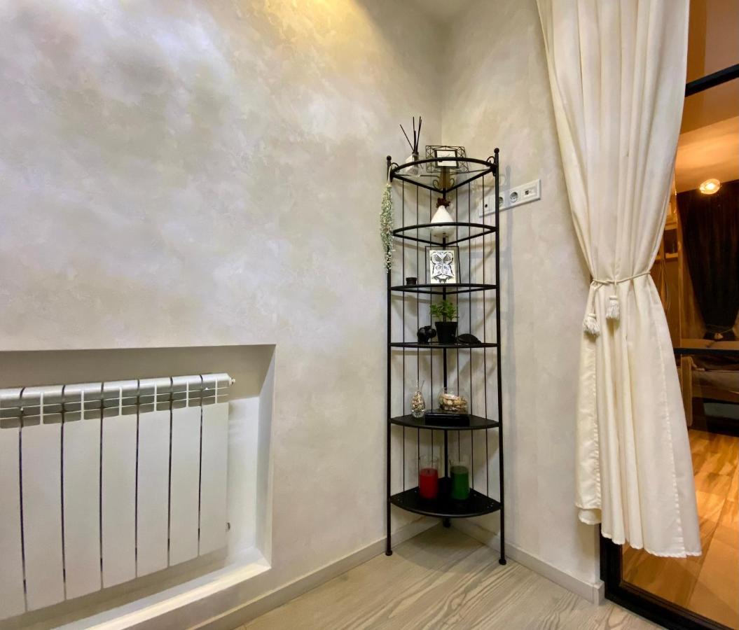 Very Center Of The Old City-Stylish Apartment Тбилиси Екстериор снимка