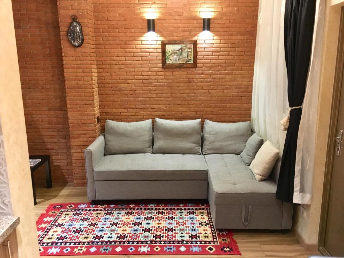 Very Center Of The Old City-Stylish Apartment Тбилиси Екстериор снимка