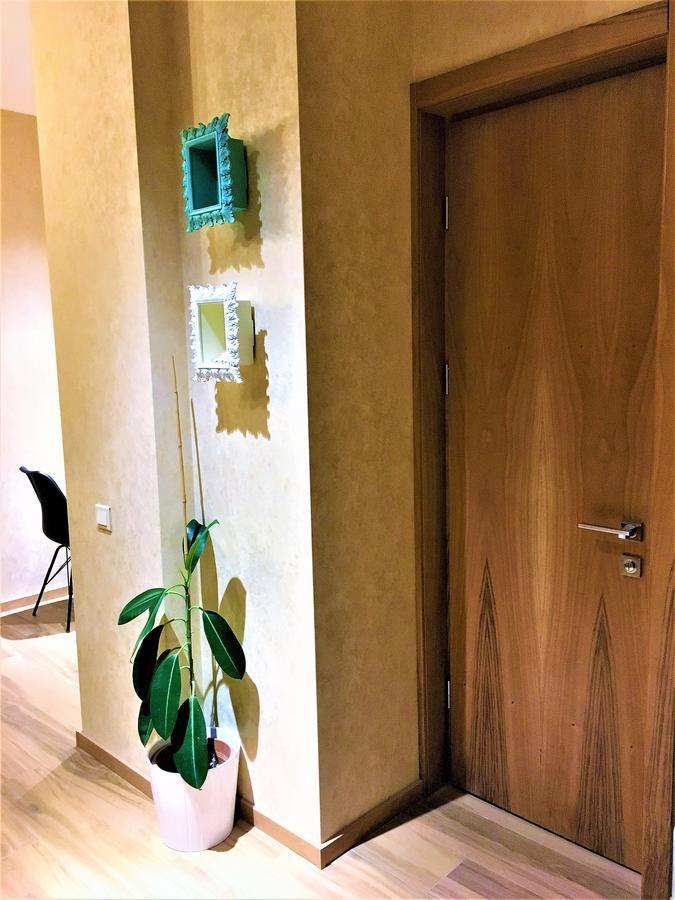 Very Center Of The Old City-Stylish Apartment Тбилиси Екстериор снимка