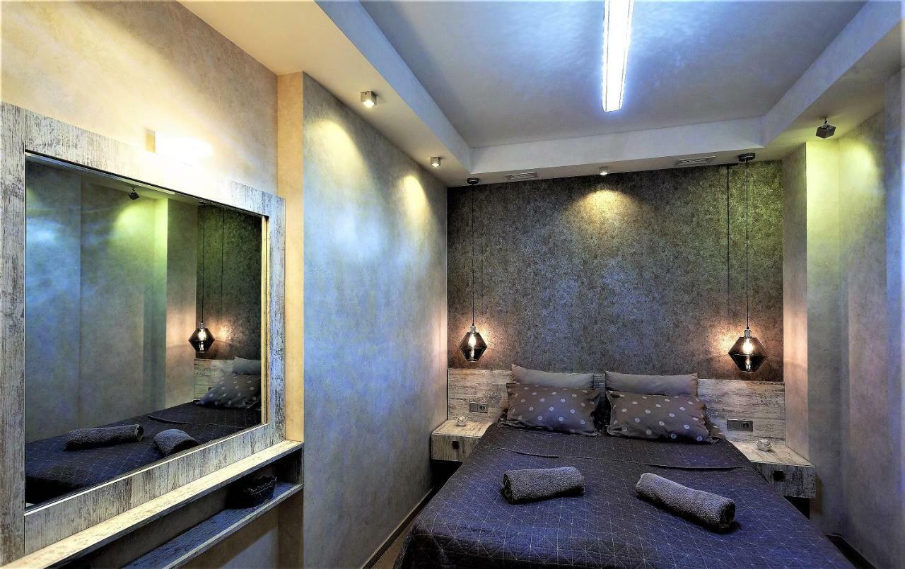 Very Center Of The Old City-Stylish Apartment Тбилиси Екстериор снимка